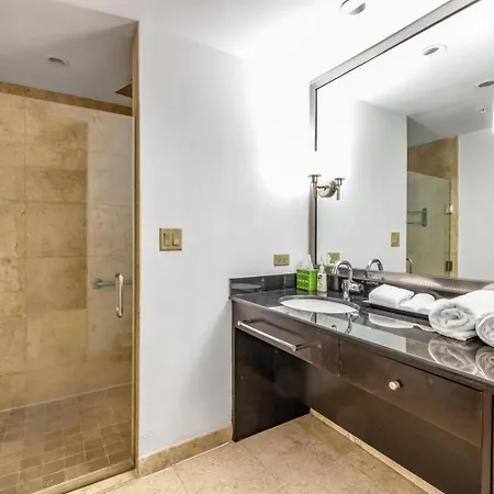 Large Suites On Ocean Drive With Direct Access To The Beach Miami Beach Exterior photo