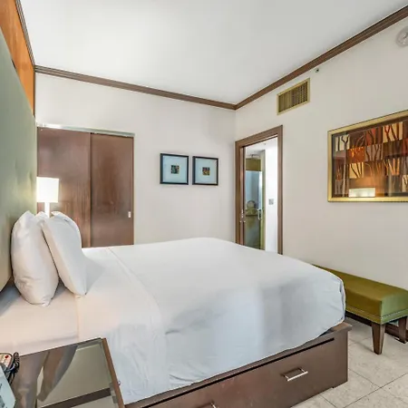 Large Suites On Ocean Drive With Direct Access To The Beach Miami Beach Exterior photo