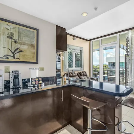 Large Suites On Ocean Drive With Direct Access To The Beach Miami Beach Exterior photo