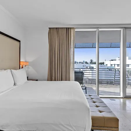 Large Suites On Ocean Drive With Direct Access To The Beach Miami Beach Exterior photo