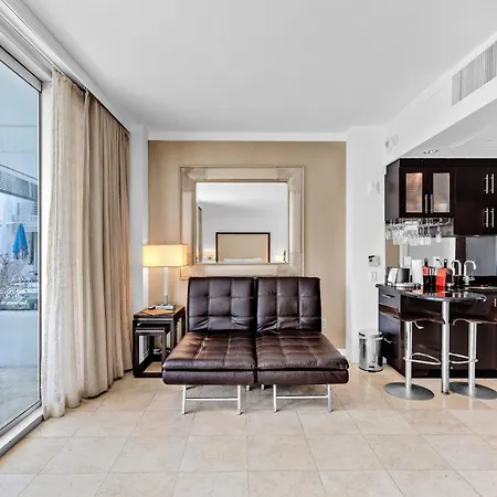 Large Suites On Ocean Drive With Direct Access To The Beach Miami Beach Exterior photo