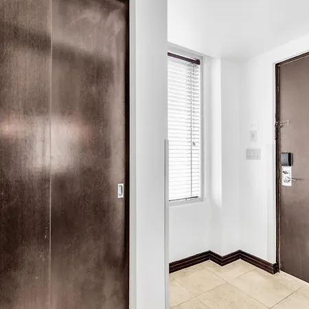 Large Suites On Ocean Drive With Direct Access To The Beach Miami Beach Exterior photo