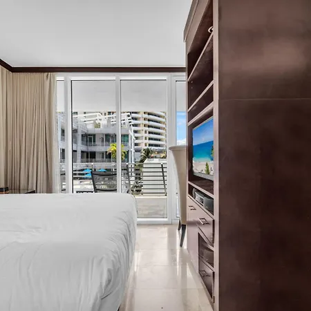 Large Suites On Ocean Drive With Direct Access To The Beach Miami Beach Exterior photo