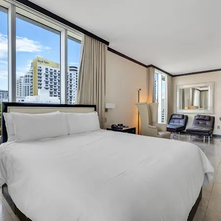 Large Suites On Ocean Drive With Direct Access To The Beach Miami Beach Exterior photo