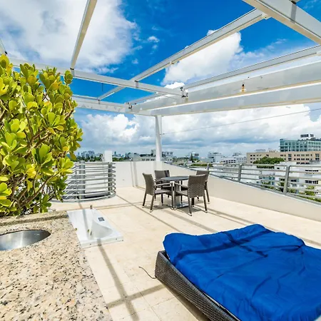 Large Suites On Ocean Drive With Direct Access To The Beach Miami Beach Exterior photo